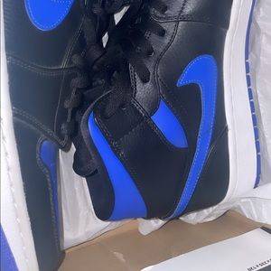 They are brand new and good condition